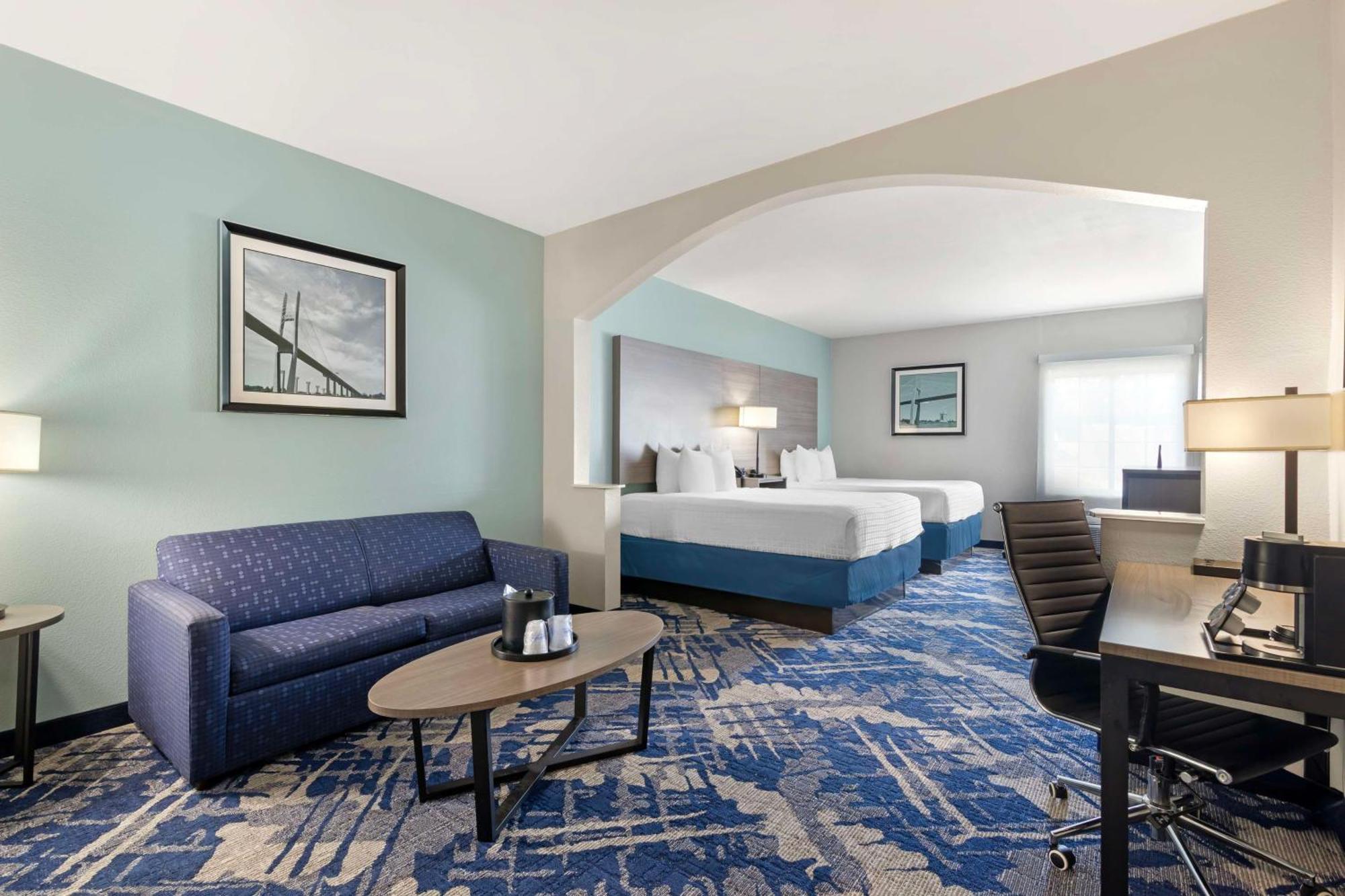 Best Western Savannah Airport Inn & Suites Pooler Exterior photo