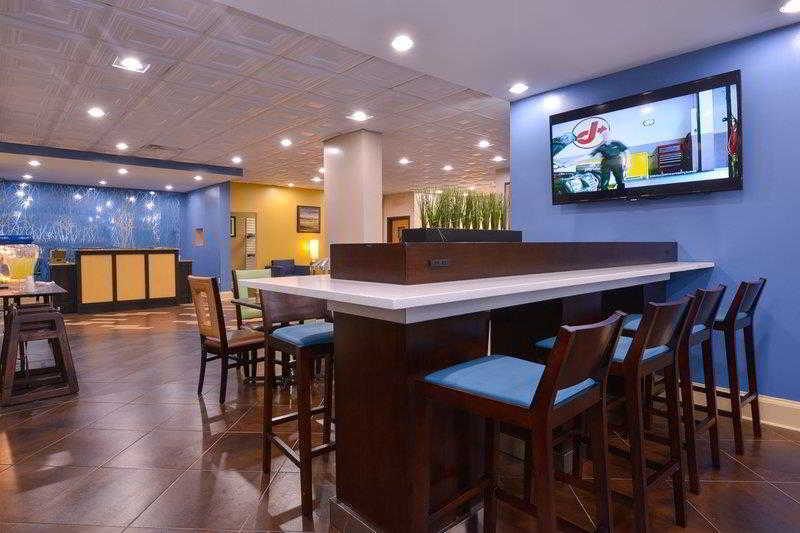 Best Western Savannah Airport Inn & Suites Pooler Exterior photo