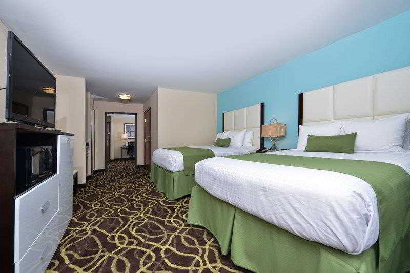 Best Western Savannah Airport Inn & Suites Pooler Exterior photo
